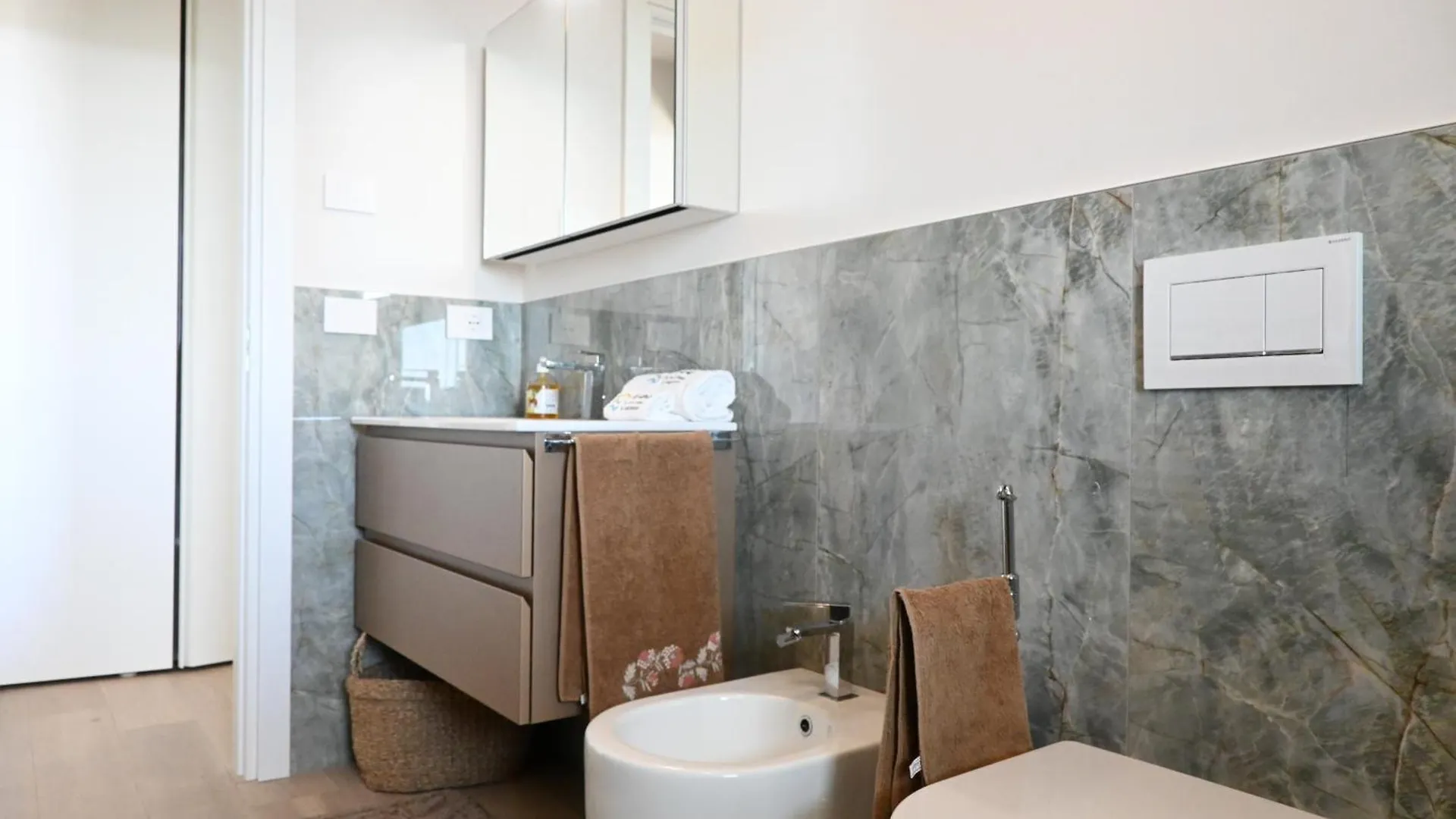 Apartamento Cn003 - Cesenatico, Bilocale Fronte Mare Con Terrazzo Panoramico